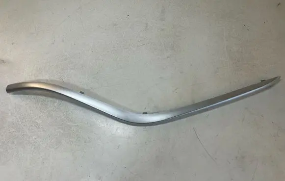 Mercedes-Benz GLS X166 Front bumper splitter molding X166F018