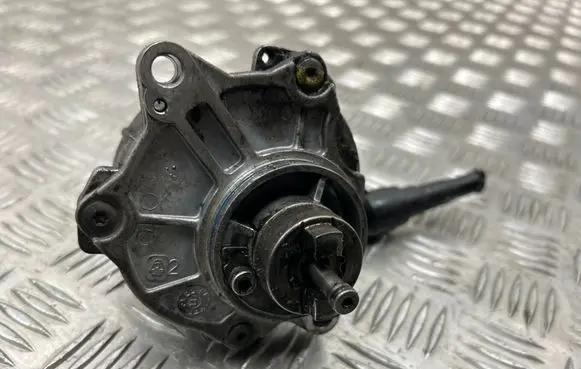 Vacuum pump