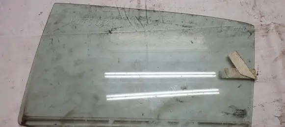 Toyota Corolla E120 E130 Rear door window glass