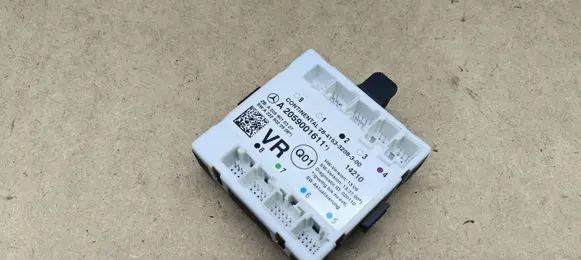 Mercedes-Benz C W205 Door control unit/module A2059001611