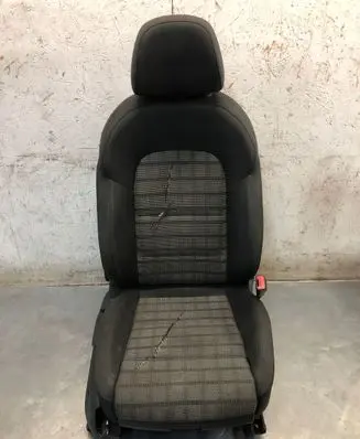 Audi Q3 8U Front driver seat 8U0