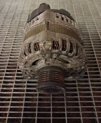 Nissan Qashqai Generator/alternator 23100EN000 LR1140802
