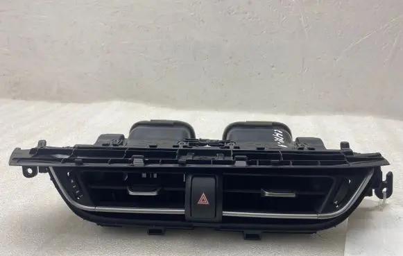 Toyota C-HR I Dash center air vent grill 55670F4010