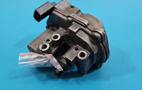 Audi A4 S4 B7 8E 8H Intake manifold valve actuator/motor A2C53308513 IMPRK1572601