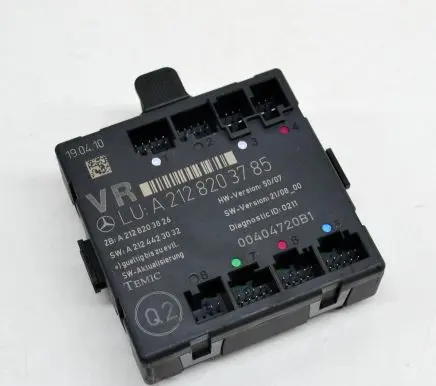 Mercedes-Benz E W212 Door control unit/module A2128203785 00404720B1