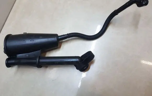 Opel Insignia A Oil breather separator GM55567249
