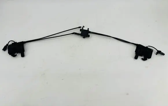 Skoda Superb B8 (3V) Engine bonnet/hood lock/catch 3V0823509B