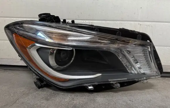 Mercedes-Benz CLA C117 X117 W117 Headlight/headlamp A1179065600