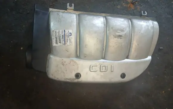 Mercedes-Benz E W211 Engine cover (trim) A6110101167