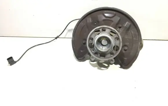 Mercedes-Benz C AMG W205 Rear wheel hub A2055467380