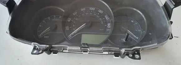 Toyota Auris E180 Speedometer (instrument cluster)