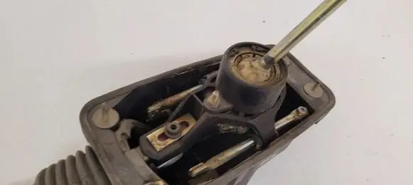 Audi A4 S4 B6 8E 8H Gear shifter/selector 8E0711025