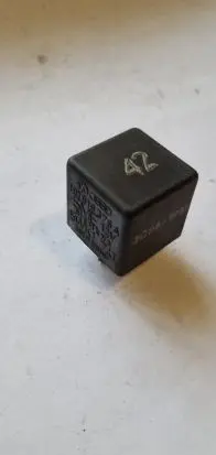 Volkswagen Golf II Other relay 191919376A