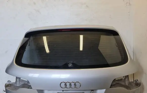 Audi Q7 4L Tailgate/trunk/boot lid