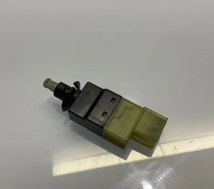 Mercedes-Benz E W211 Brake pedal sensor switch A0015454409 0015454409