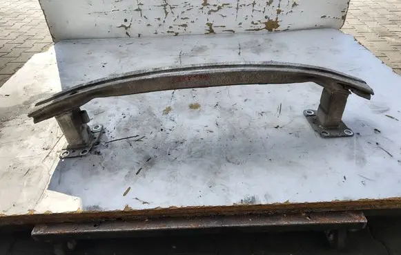 Renault Megane III Front bumper support beam