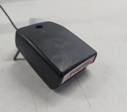 Renault Scenic I Front seatbelt buckle 417510