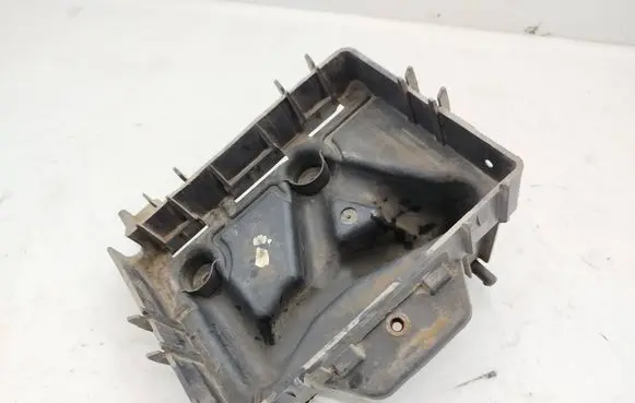 Seat Ibiza III (6L) Battery tray 5ZQ915331B