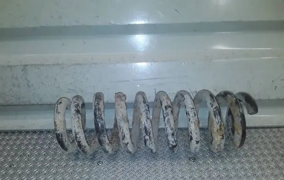 BMW 1 E81 E87 Rear coil spring 