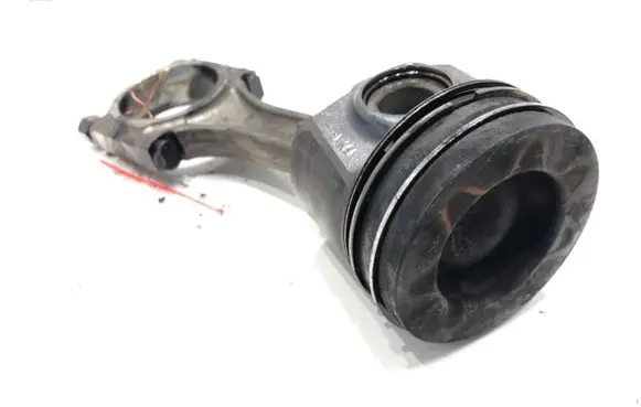 Toyota Proace Piston with connecting rod 9812818680