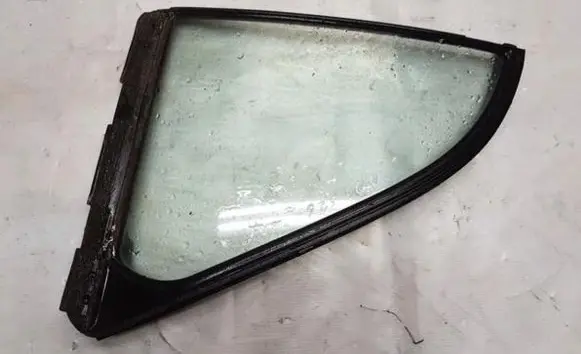 Mazda 626 Rear vent window glass 
