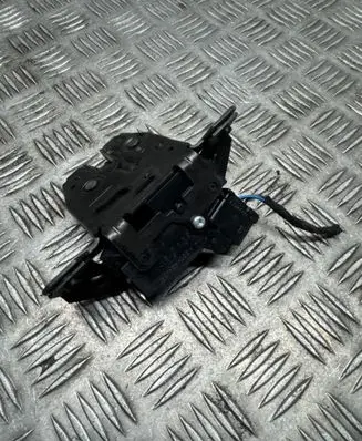 Opel Astra K Tailgate/trunk/boot lock/catch/latch 13509599