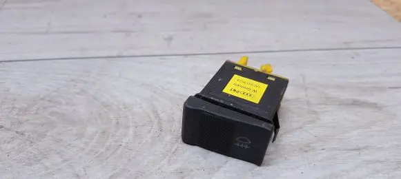 Fog light switch