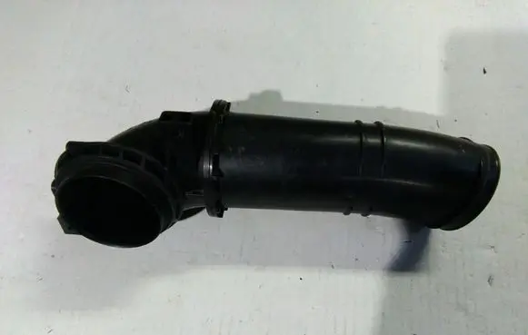 Ford Focus Air intake duct part 76894836