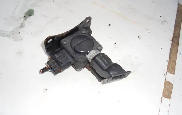 Honda Civic IX ABS pump bracket POZOSTAE