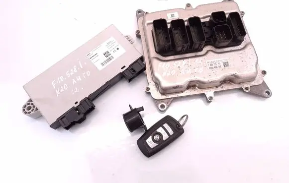 BMW 5 F10 F11 Engine ECU kit and lock set 7635715 0261S07738 030014896