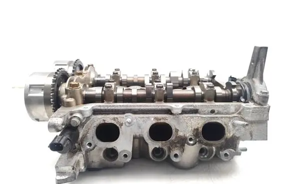 Hyundai Kona I Engine head 2437004000 G3LC