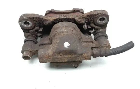 Mitsubishi Lancer VIII Rear brake caliper