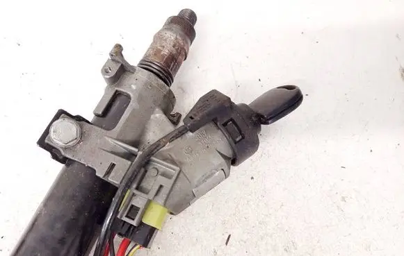 Volkswagen Golf III Ignition lock 357905851d