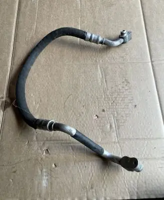 Audi A5 Sportback 8TA Air conditioning (A/C) pipe/hose 8K0260701D