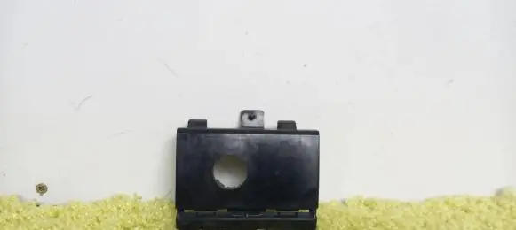Porsche Cayenne (9Y0 9Y3) Front parking sensor holder (PDC) 9y0807131