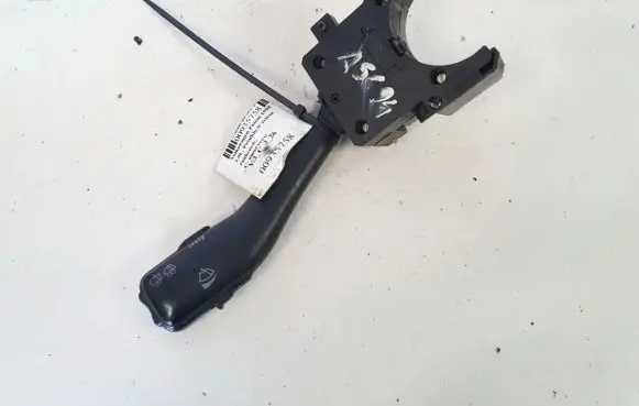 Volkswagen PASSAT B5 Indicator stalk 8l0953513j 202.854