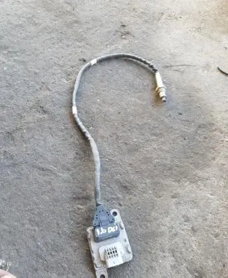 Renault Trafic III (X82) Lambda probe sensor 5WK996748