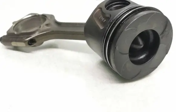Opel Insignia A Piston with connecting rod