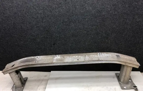 Renault Captur Front bumper cross member 