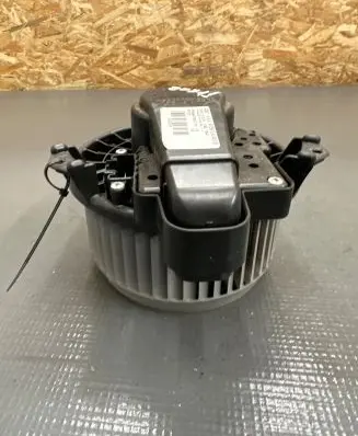 Toyota Auris E180 Heater blower radiator AV2727008085