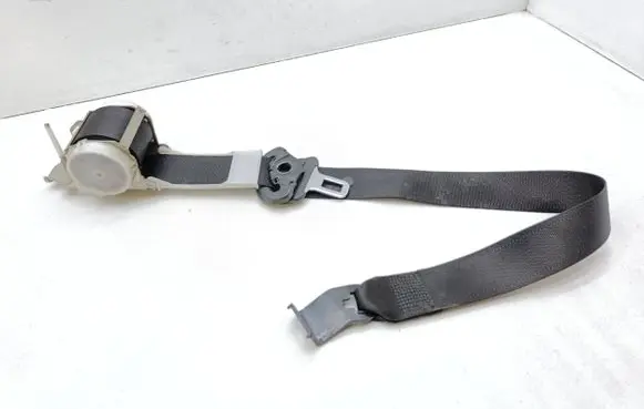 Opel Signum Front seatbelt 13128272