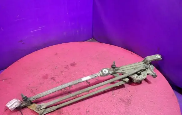 Ford Focus C-MAX Front wiper linkage and motor 4M51-17504-AB