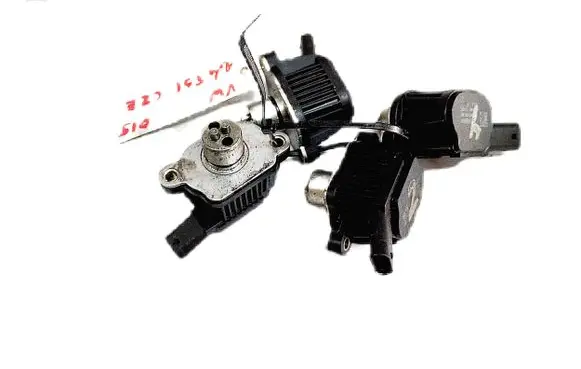 Volkswagen Tiguan Camshaft vanos timing valve 04E906048A