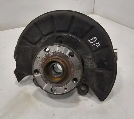 Volkswagen Touran I Front wheel hub spindle knuckle