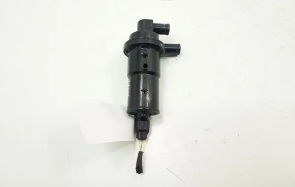 Lexus RX 450H Electric auxiliary coolant/water pump