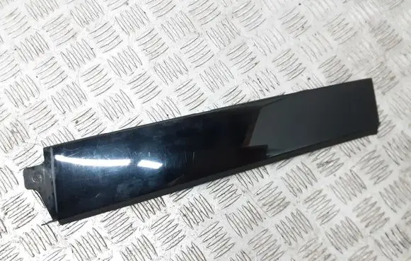 Audi Q3 8U Rear door glass trim molding 8U0839902