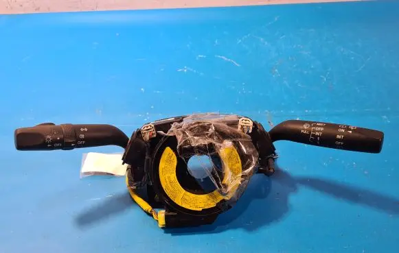 Mazda 2 Other switches/knobs/shifts 3M71-13N064-BC