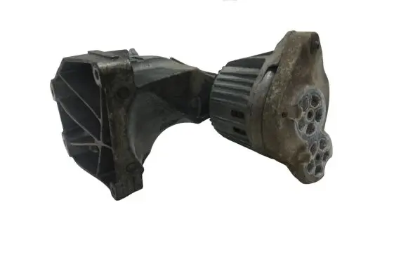 Mercedes-Benz SLK R172 Engine mount bracket A1722400017 A6512234004 3618673