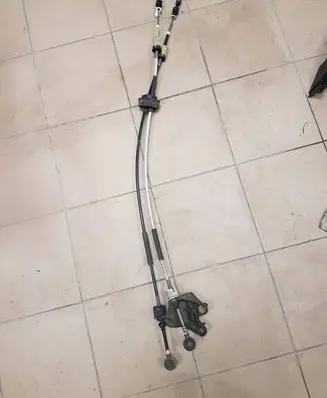 Opel Meriva B Gear shift cable linkage 55488632001AMJ