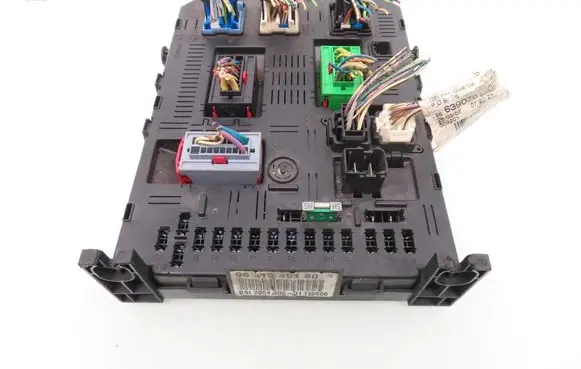 Peugeot 307 Central body control module 9661940480